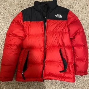 Boys North Face Size 12. Red bubble coat.